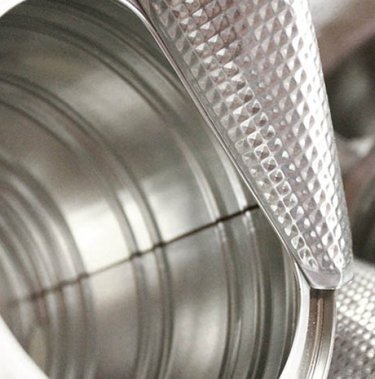 aluminium can close up