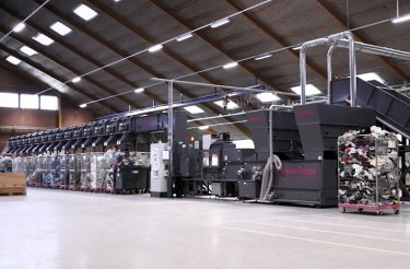 textile waste sorting and recycling proces